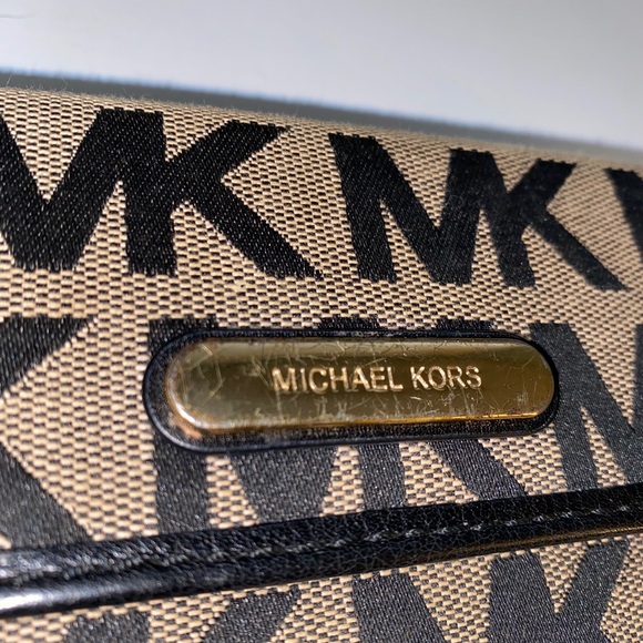 Michael kors clutch - Picture 4 of 4
